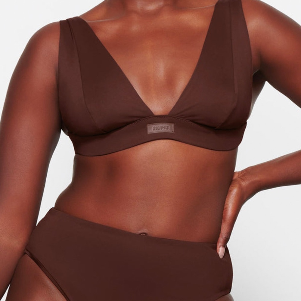 Skims plunge bikini top cocoa medium